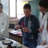 УЧЕНИЦИ ОШ "МИЛАН БЛАГОЈЕВИЋ" У ШКОЛИ У ЛУЧАНИМА